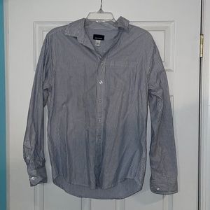 Men’s pinstripe button down